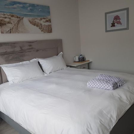 Barnoaks House - Private Room Ensuite Bathroom Homestay Dublin Exteriör bild