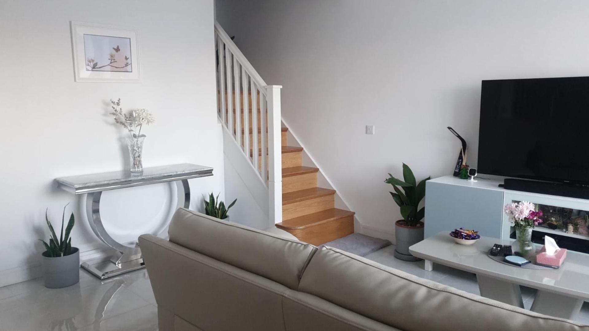Barnoaks House - Private Room Ensuite Bathroom Homestay Dublin Exteriör bild